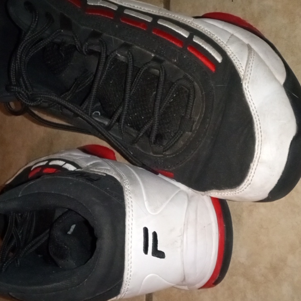 Fila Tennis Shoes